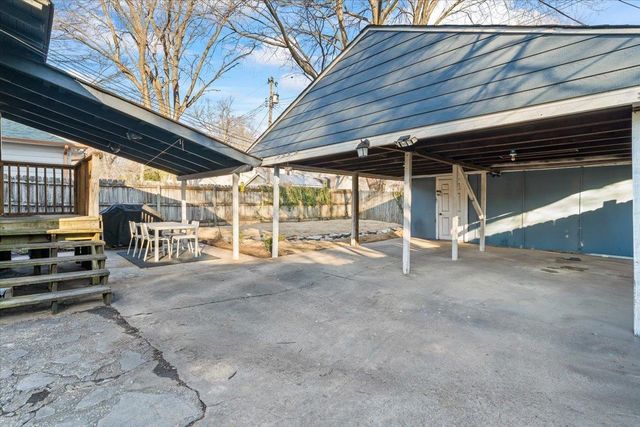 2052 CENTRAL AVE, Memphis, TN 38104