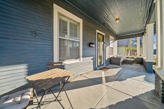 2052 CENTRAL AVE, Memphis, TN 38104