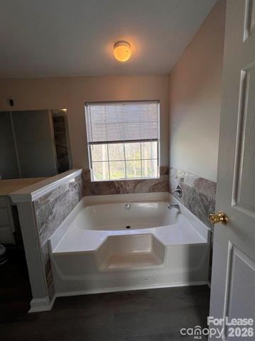 9608 Kayce Lane, Charlotte, NC 28213