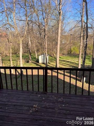 9608 Kayce Lane, Charlotte, NC 28213