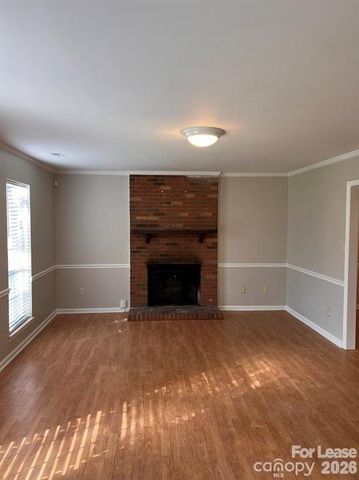 9608 Kayce Lane, Charlotte, NC 28213