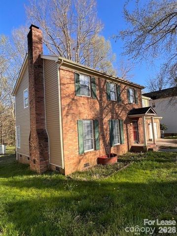 9608 Kayce Lane, Charlotte, NC 28213
