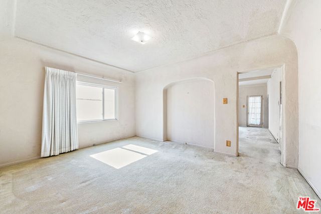 1738 Redcliff Street, Los Angeles, CA 90026