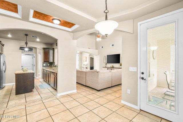 115 APACHE BRAVE Street, Santa Teresa, NM 88008
