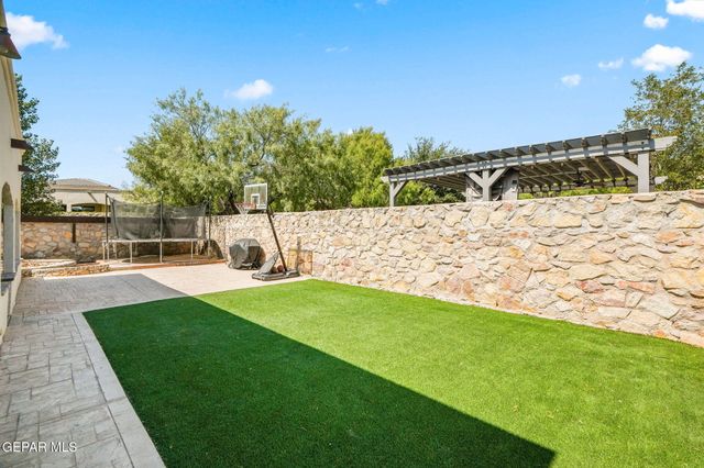 115 APACHE BRAVE Street, Santa Teresa, NM 88008