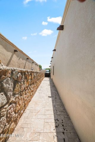 115 APACHE BRAVE Street, Santa Teresa, NM 88008