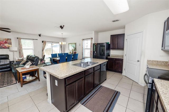 813 SHEEN CIRCLE, Haines City, FL 33844