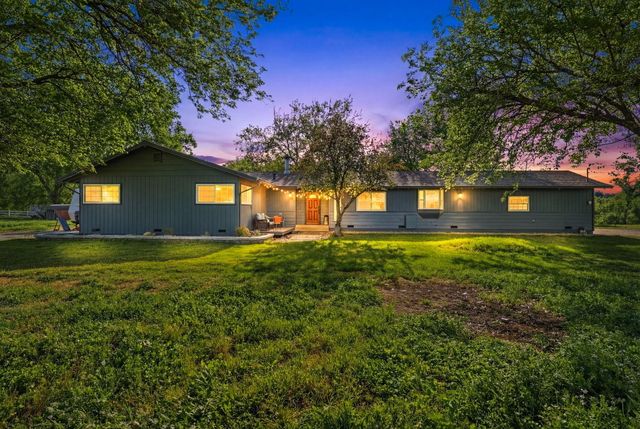 19970 Loafer Way, Redding, CA 96002