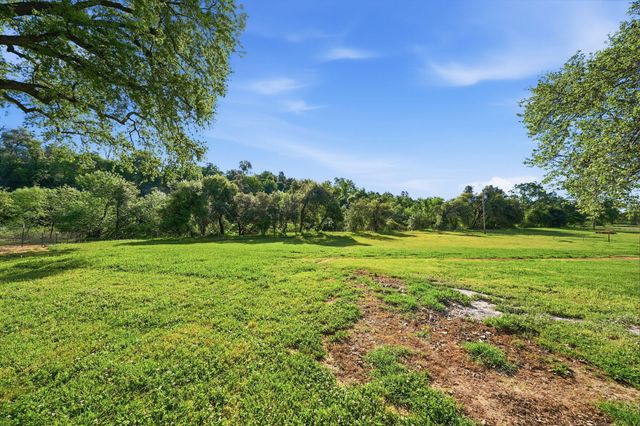 19970 Loafer Way, Redding, CA 96002