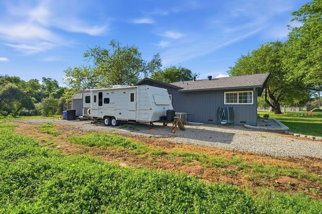 19970 Loafer Way, Redding, CA 96002