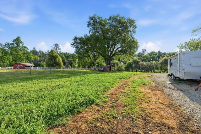 19970 Loafer Way, Redding, CA 96002