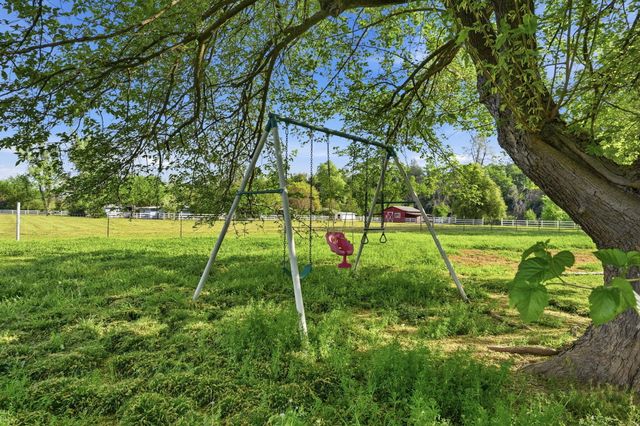 19970 Loafer Way, Redding, CA 96002