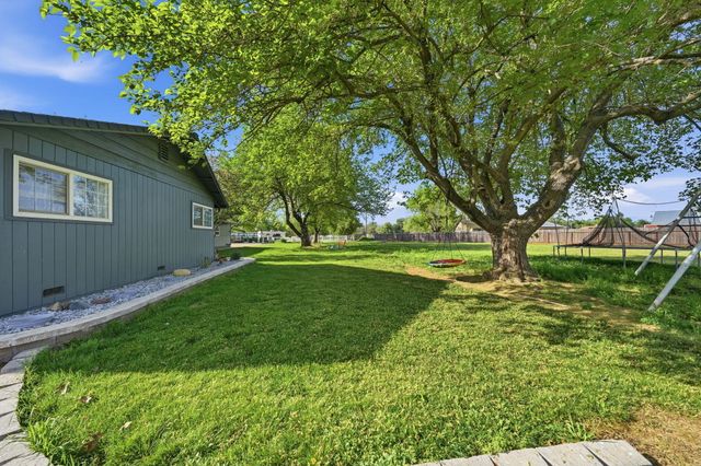 19970 Loafer Way, Redding, CA 96002