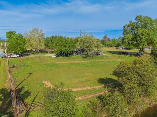19970 Loafer Way, Redding, CA 96002