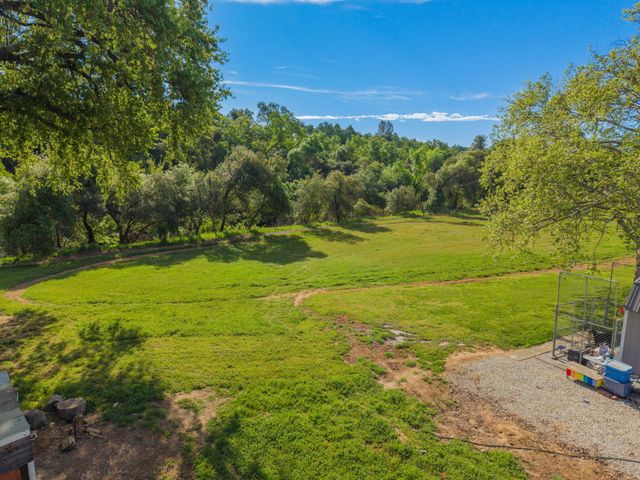 19970 Loafer Way, Redding, CA 96002