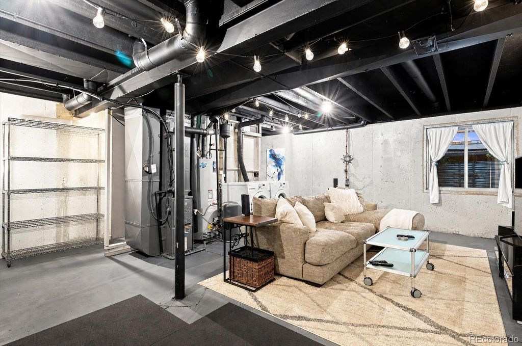 Image 36 of property listing at 5555 E Briarwood Avenue 1703, Centennial, CO 80122