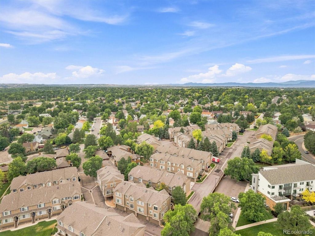 Image 44 of property listing at 5555 E Briarwood Avenue 1703, Centennial, CO 80122