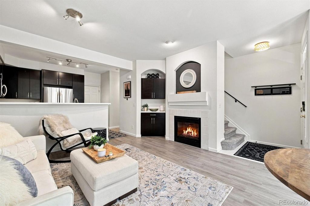Image 10 of property listing at 5555 E Briarwood Avenue 1703, Centennial, CO 80122