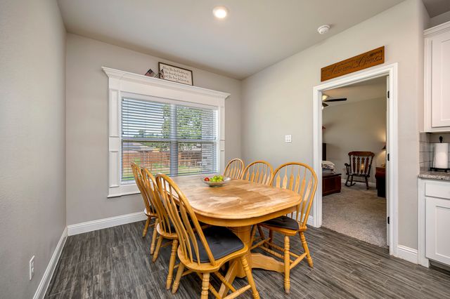 917 E 3rd Street, Springtown, TX 76082