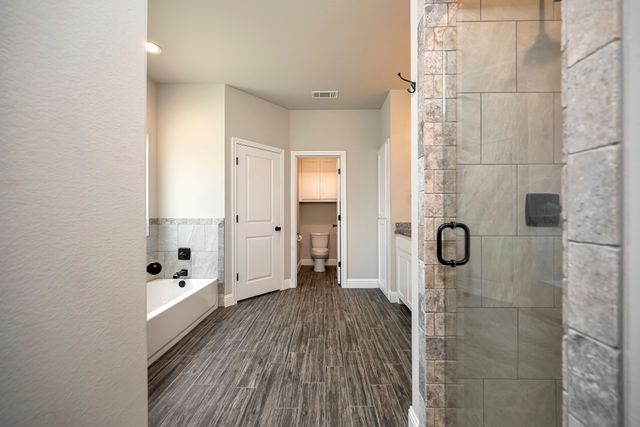 917 E 3rd Street, Springtown, TX 76082