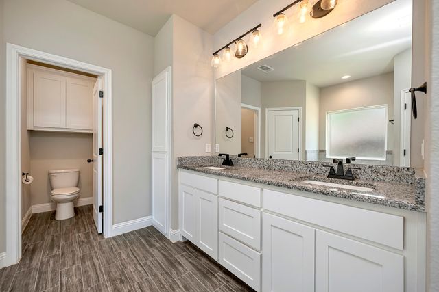 917 E 3rd Street, Springtown, TX 76082