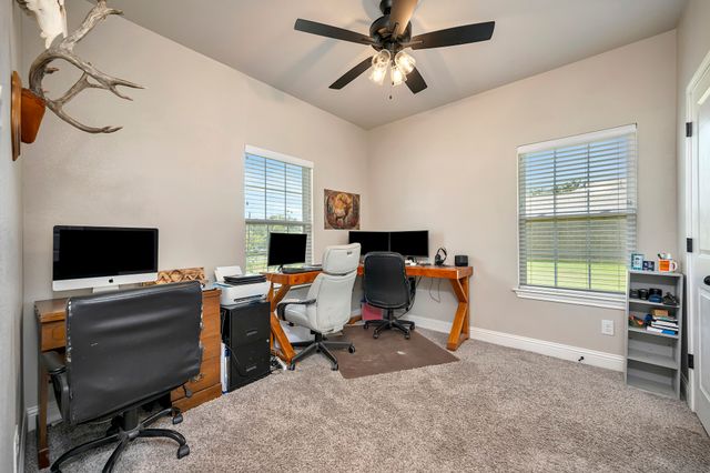 917 E 3rd Street, Springtown, TX 76082