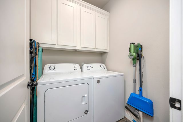 917 E 3rd Street, Springtown, TX 76082