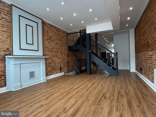 3318 E BALTIMORE ST, Baltimore, MD 21224