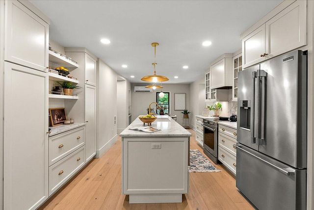 1575 Earhart Road, Ann Arbor Twp, MI 48105
