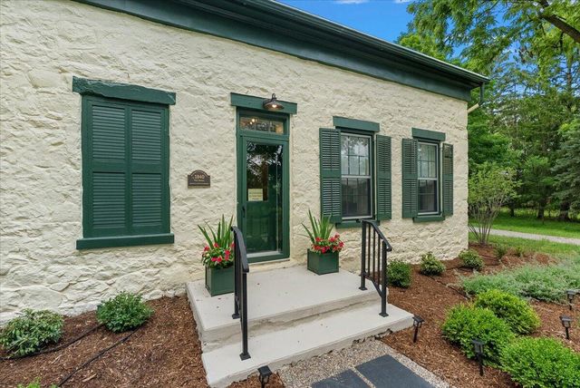 1575 Earhart Road, Ann Arbor Twp, MI 48105