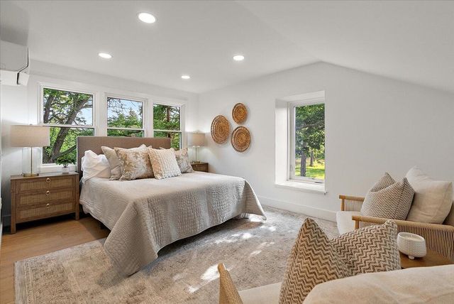 1575 Earhart Road, Ann Arbor Twp, MI 48105