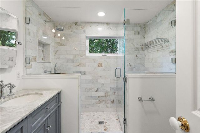 1575 Earhart Road, Ann Arbor Twp, MI 48105