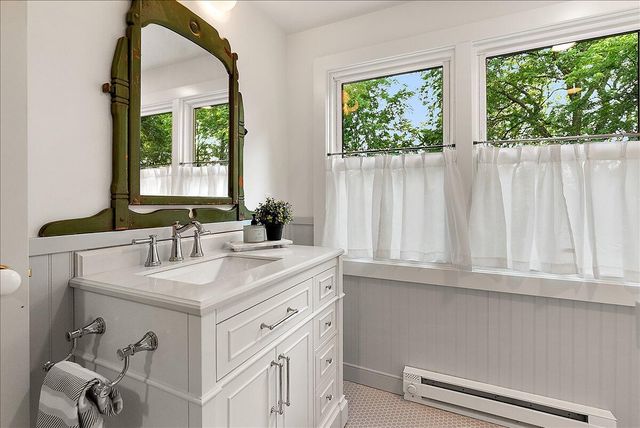 1575 Earhart Road, Ann Arbor Twp, MI 48105