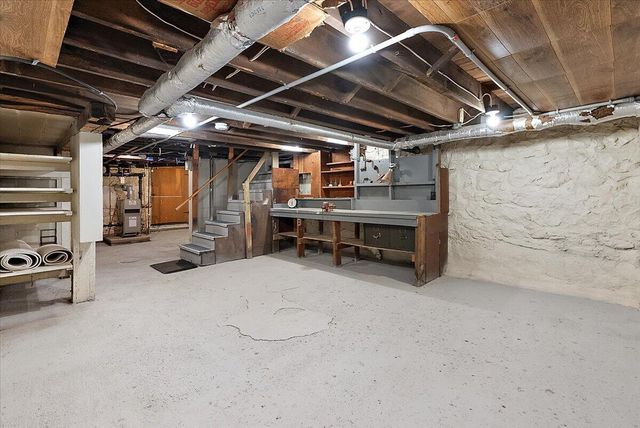 1575 Earhart Road, Ann Arbor Twp, MI 48105