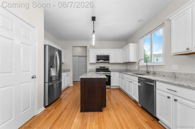 934 Running Brook Drive, Holly Township, MI 48442
