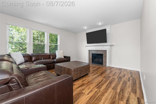 934 Running Brook Drive, Holly Township, MI 48442