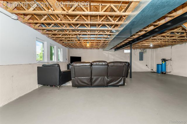 934 Running Brook Drive, Holly Township, MI 48442