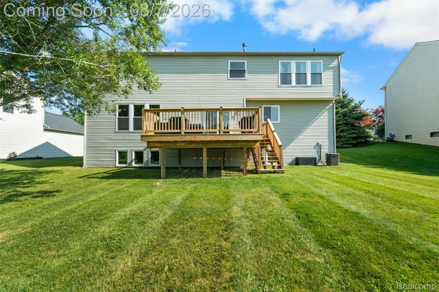934 Running Brook Drive, Holly Township, MI 48442