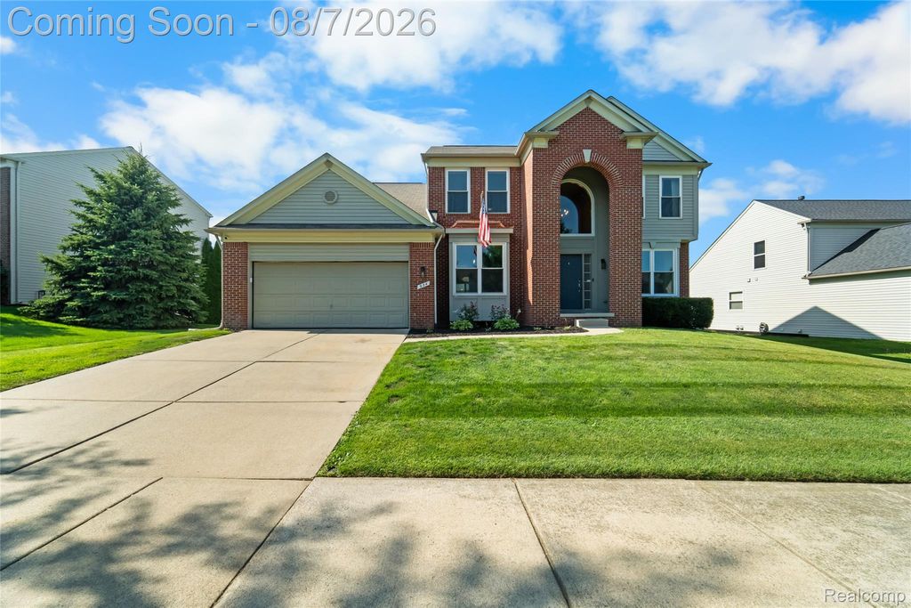 934 Running Brook Drive, Holly Township, MI 48442