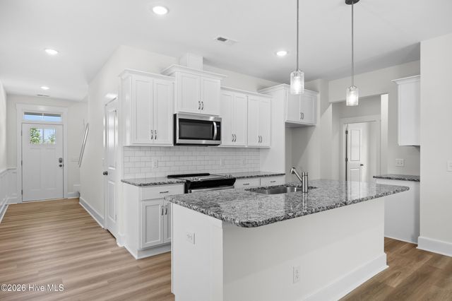 3144 Weather Side Drive SE 208, Southport, NC 28461