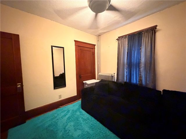 10 Russell Avenue, Newport, RI 02840