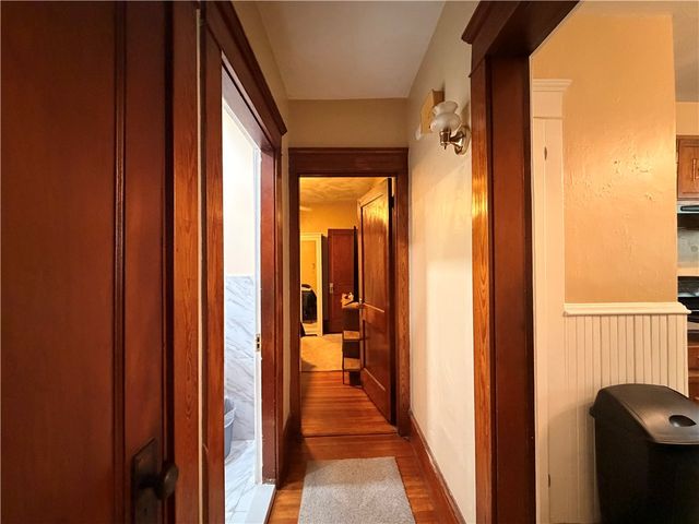 10 Russell Avenue, Newport, RI 02840