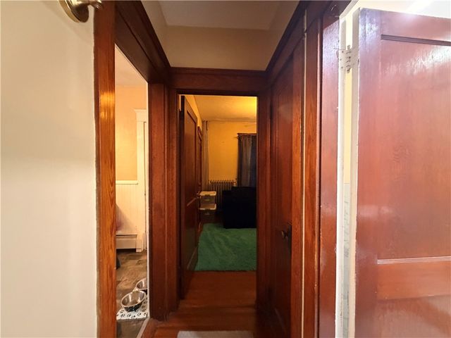 10 Russell Avenue, Newport, RI 02840