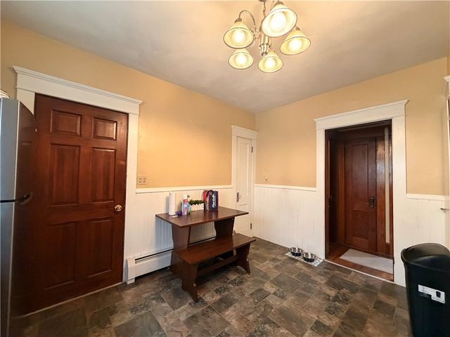 10 Russell Avenue, Newport, RI 02840