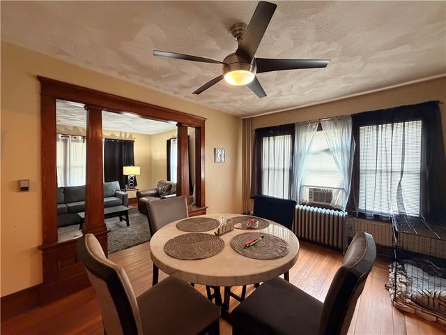 10 Russell Avenue, Newport, RI 02840