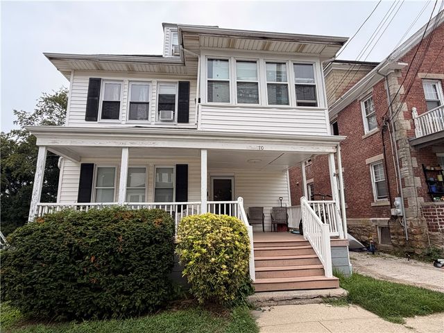10 Russell Avenue, Newport, RI 02840