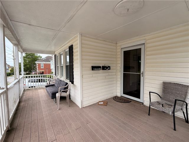 10 Russell Avenue, Newport, RI 02840