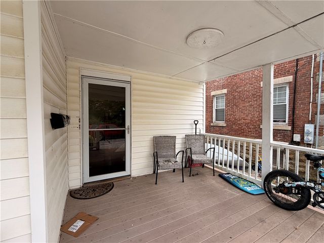 10 Russell Avenue, Newport, RI 02840