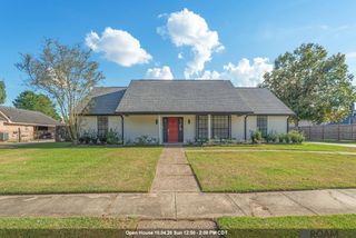 12214 Lake Ladare Ave, Baton Rouge, LA 70816