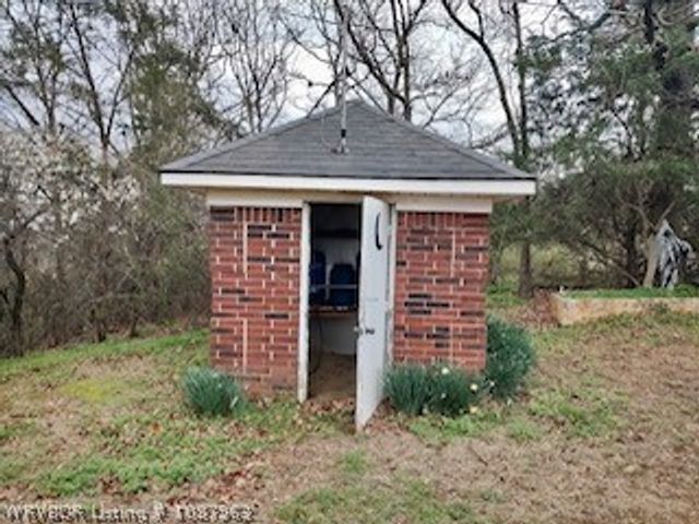 2625 Burnville Road, Greenwood, AR 72936